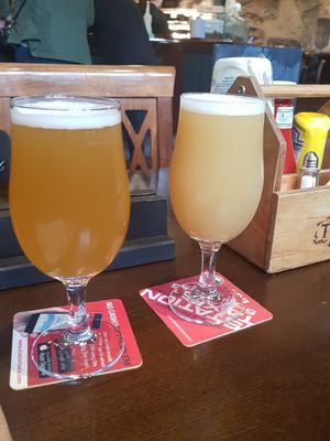 Cheers 🍻 at Ivy House in Sunderland