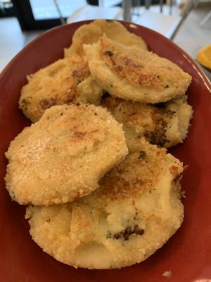 Vegetable Burger at Come a Casa in Milan