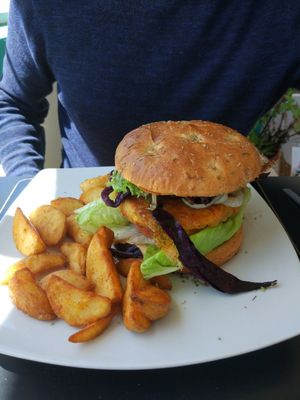 Veggie burger at El Nido Veggie Friendly in Mojacar