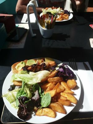 Vegan hotdog at El Nido Veggie Friendly in Mojacar