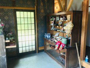 Entrance, vegan products for sale at TSUNAGORO in Yokohama