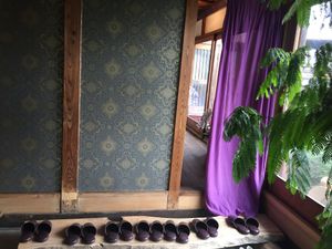 Entrance to dining room at TSUNAGORO in Yokohama