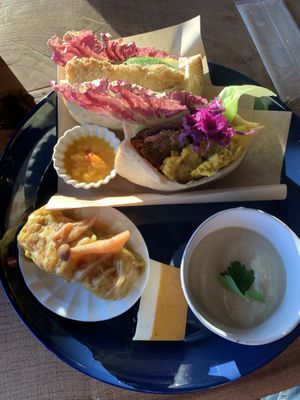 Definitely recommend the "fish” sandwich at TSUNAGORO in Yokohama