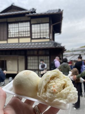 Tofu steamed bun  at Tofu Manjyu Okutan Kiyomizu in Kyoto