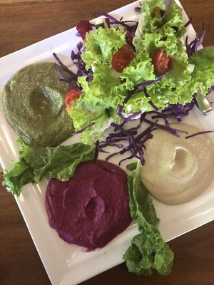 hummus at Nireas Healthy Haven in Palolem