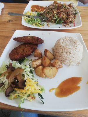 Falafel at Vegan'us Cocina Feliz - Puente Aranda in Bogota