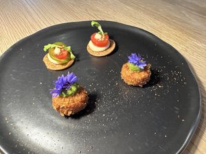 amuse bouche at L'Orygine in Quebec