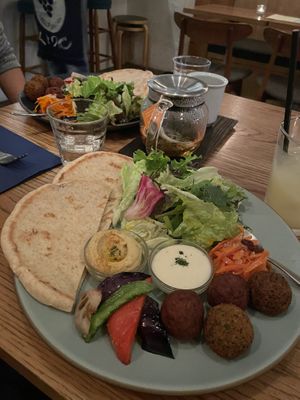 Falafel plate and drinks (herbal tea of the day, apple juice)  at Newport in Tokyo