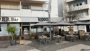 Exterior view of the restaurant #Veganuary at Kidoce in Armacao De Pera
