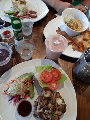 Vegan meal at Revelations Cafe in Lutz