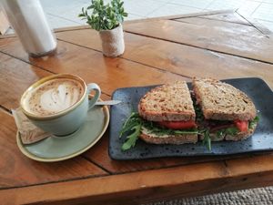 Vegan breakfast sandwich at Laundry Lounge in Sagres