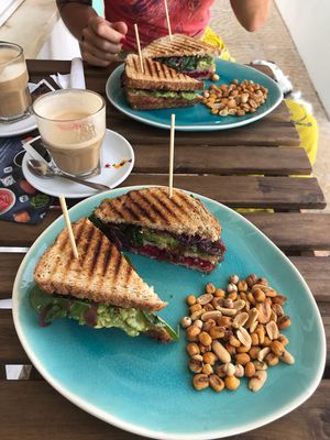 Vegan Toast at Laundry Lounge in Sagres