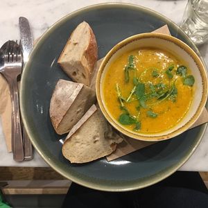 Carrot and coriander soup with sourdough 🥕🥕 at Grön Kafé in Leeds