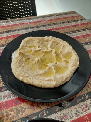 "Houmous" (30 Dhs) at Abou Tayssir in Tangier