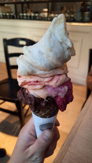 dark chocolate, berry,  nectarine&peach, banana at Gelateria La Romana in Rome