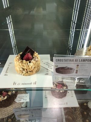 Vegan cake at Gelateria La Romana in Rome