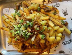 Loaded Mac fries  at Biff's x Brewdog - Dalston in North London