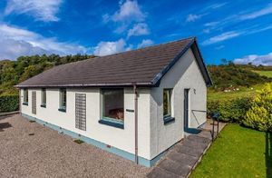 The two self-catering apartments at Kings Reach Self Catering in Lochgilphead