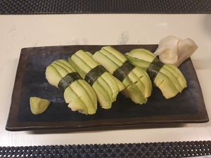Vegan Nigiri at Sushimari in Funchal
