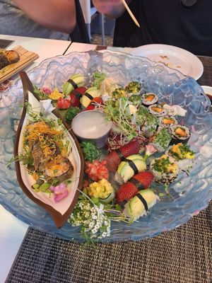 Sushi vegan muito gostoso. at Sushimari in Funchal