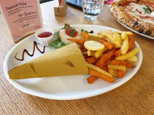 Side of fries at Noi Quattro Pizzeria in Manchester