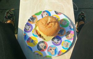 if you can, bring your own plate to avoid waste :-) at Round House Burger in Stuttgart