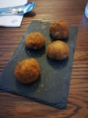 Croquetas de setas 4unidades at Beary Green in Madrid
