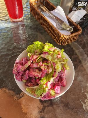 Salad bar, lettuce, green beans, avocado, beetroot, mayo at Prana Vegan in Arequipa