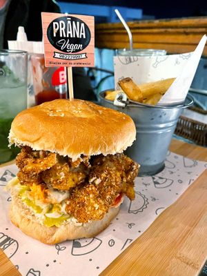 Kentucky burger, one of the best I’ve had in South America so far 🤤  at Prana Vegan in Arequipa