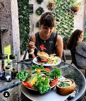 Salad bowls at Prana Vegan in Arequipa