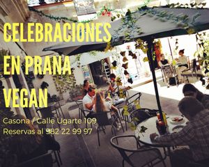 Celebraciones en la terraza at Prana Vegan in Arequipa