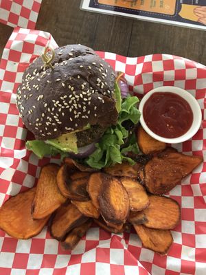The Killer V-black bean burger  at Alfresco in Oranjestad