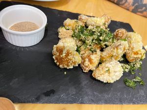 Vegan Chicken 🌱.

I’ll update the English and Chinese description 😅. at Vega Vega - Cinco de Outubro in Macau