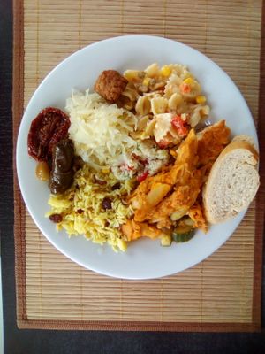 A Salad Bowl at Veganer Mitbring-Brunch in Karlsruhe in Karlsruhe