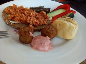 Antipasti at Veganer Mitbring-Brunch in Karlsruhe in Karlsruhe