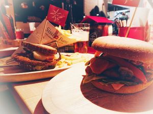 Albert (9,95€), Helene (10,45€) und Pomm Franz (3,95€) at Sissi und Franz in Hannover