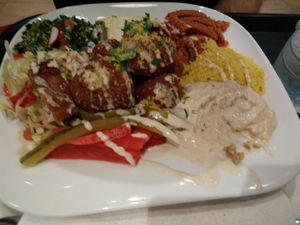 Falafel Teller normal  at Laziz Kumpir & Falafel in Hamburg