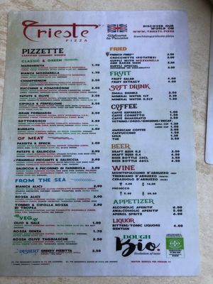 Menu comes in English and Italian (on reverse) at Trieste Pizza in Pescara