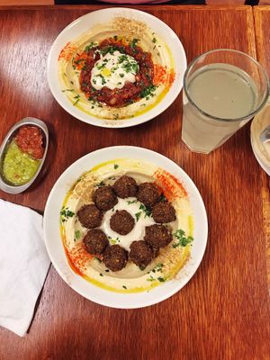Хумус с салатом (турецкий), хумус с фалафелем, лимонад  at Hummus Bar Vegetarian in Budapest