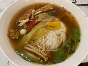 Sweet and sour tofu soup   at Yuè Xiāng YǎngShēng SùShí 越鄉養生素食 in Taipei