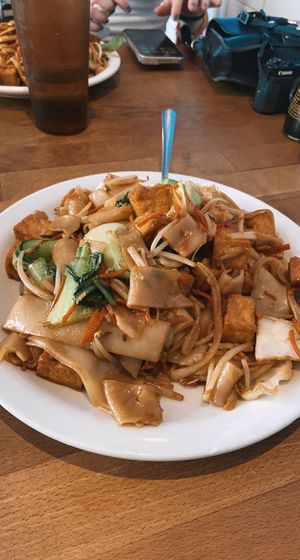 bok choy over chow fun  at Mao's Kitchen in Venice