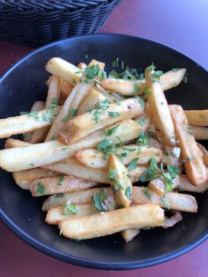 Garlic fries 🍟 (8€), v-mayo available   at Bonnie & Clyde in Stuttgart