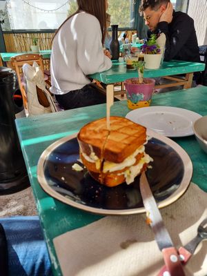 Guess who's back! at Avit in Athens