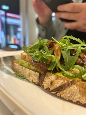 Smashed avocado on sourdough with oyster mushrooms  at Avit in Athens