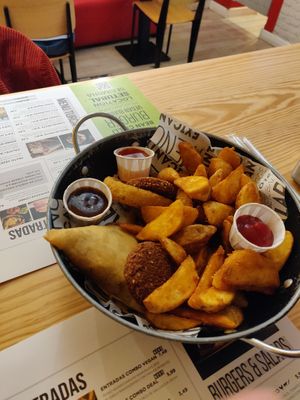 Entradas Combo Vegan at Picante in Setubal