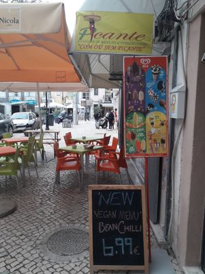 Entrance at Picante in Setubal