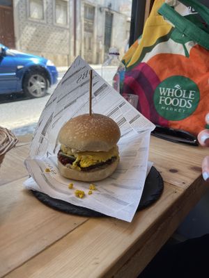 Tofu scramble burger  at Las Vegan in Lisbon