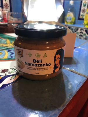Beli Namazanko - White, vanilla hazelnut/walnut spread at Ćao Šećeru in Belgrade
