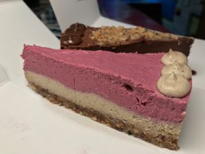 malina cake at Ćao Šećeru in Belgrade