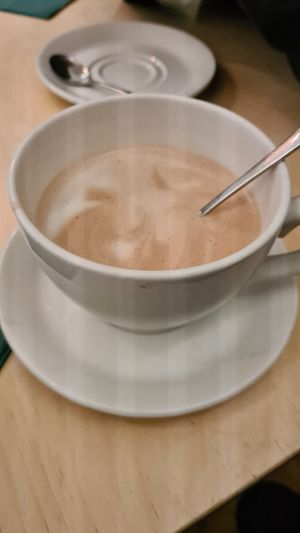 Heiße Schokolade at Cafe Lux in Berlin